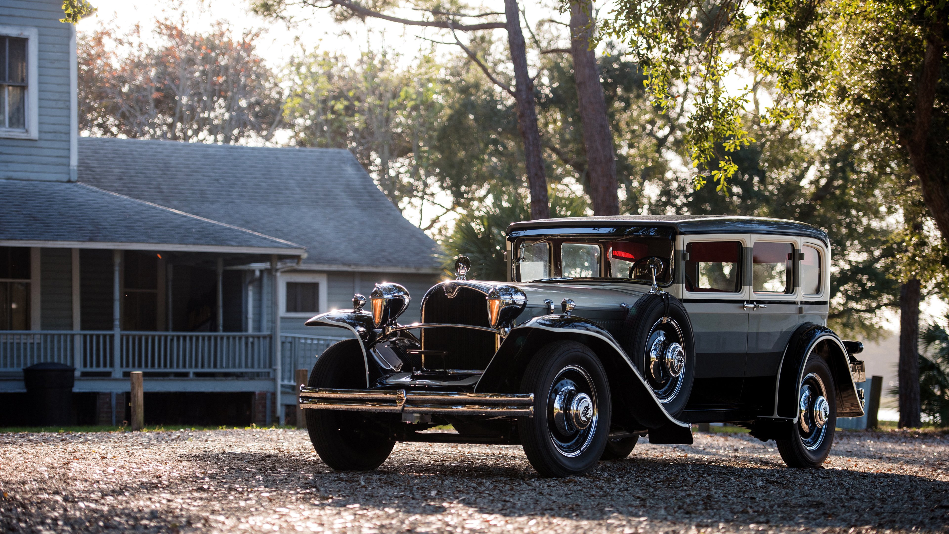 最佳瞬间：王强决胜三分，场面点燃！