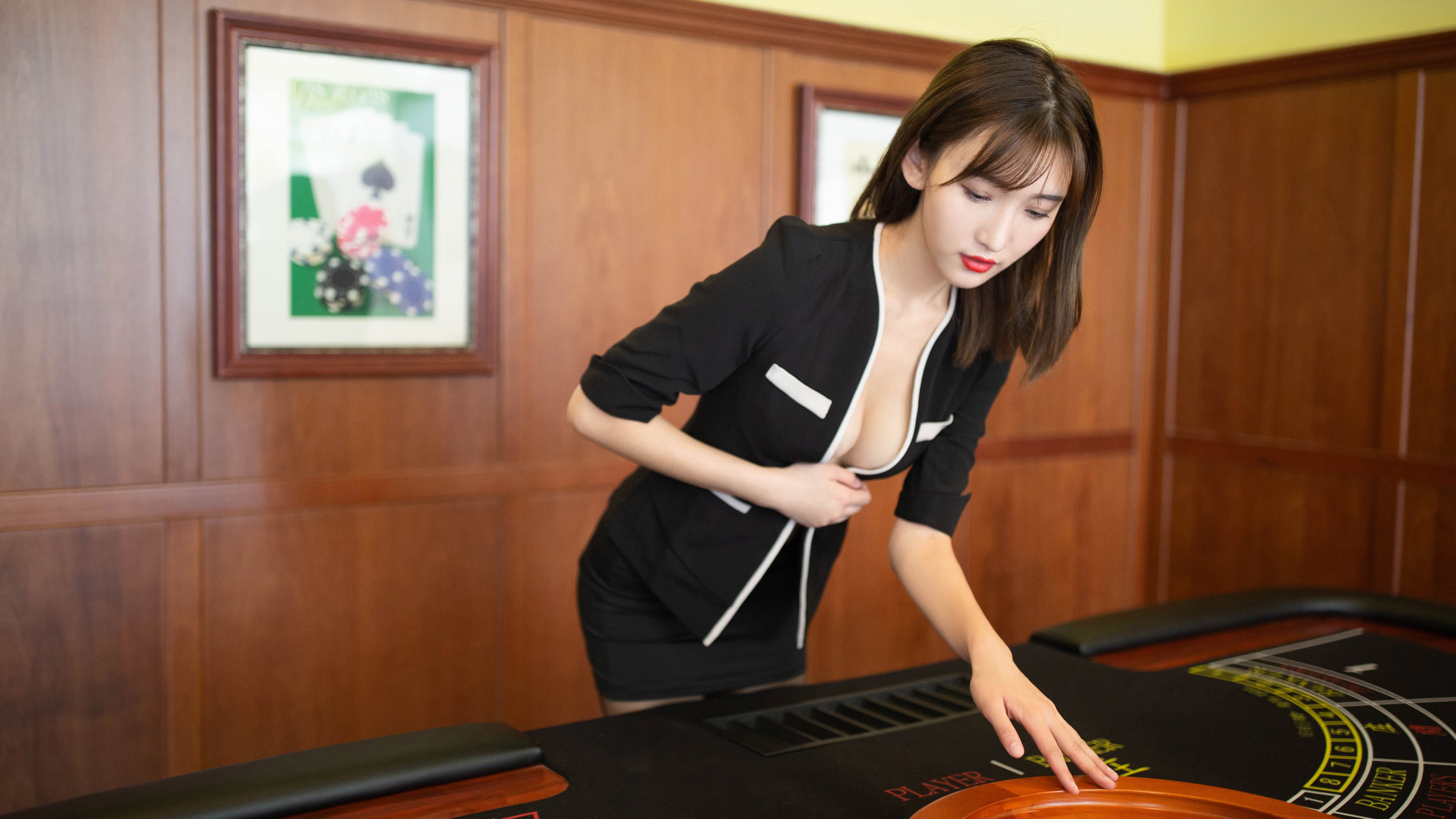 法甲：达拉斯单车队3-0完胜斯特拉斯堡，态势逐步稳定，达拉斯fc