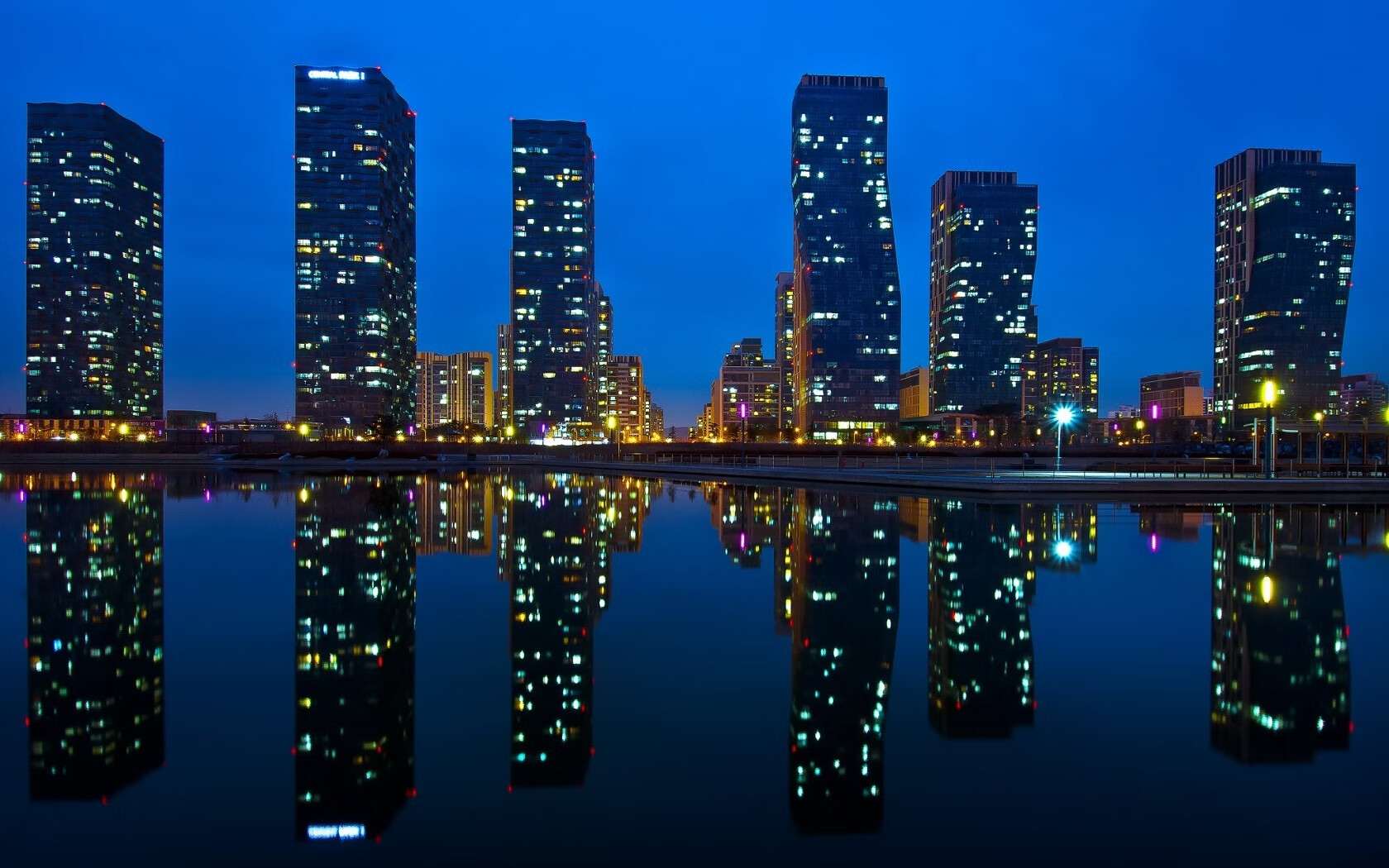 足球合作项目：共筑体育强国之路，足球战略合作协议书模板