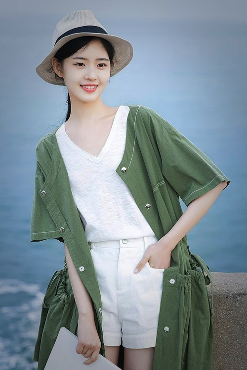 JIU YOU GAME-瑞士马术协会与学校合作，开展马术教育课程，推广马术文化。，瑞士骑马